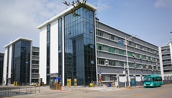 罗定智慧园区幕墙维修